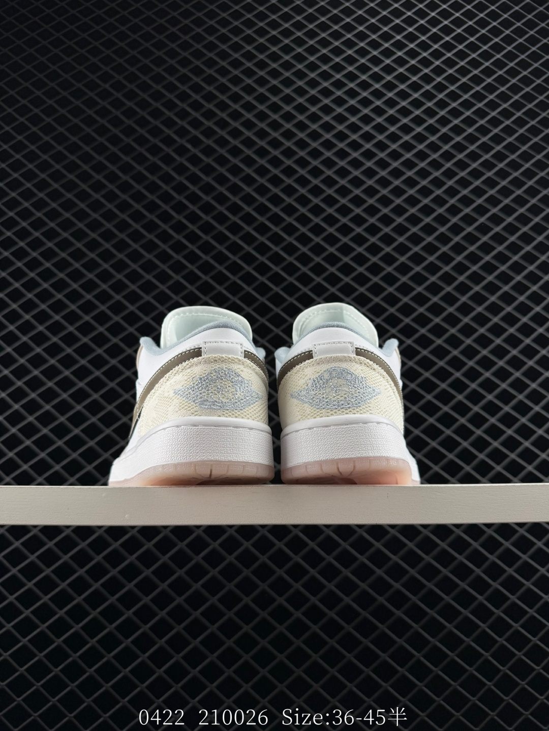 NIKE AIR JORDAN 1 LOW SE AJ1